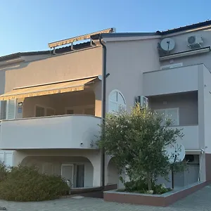 Apartman Pirun, Baška