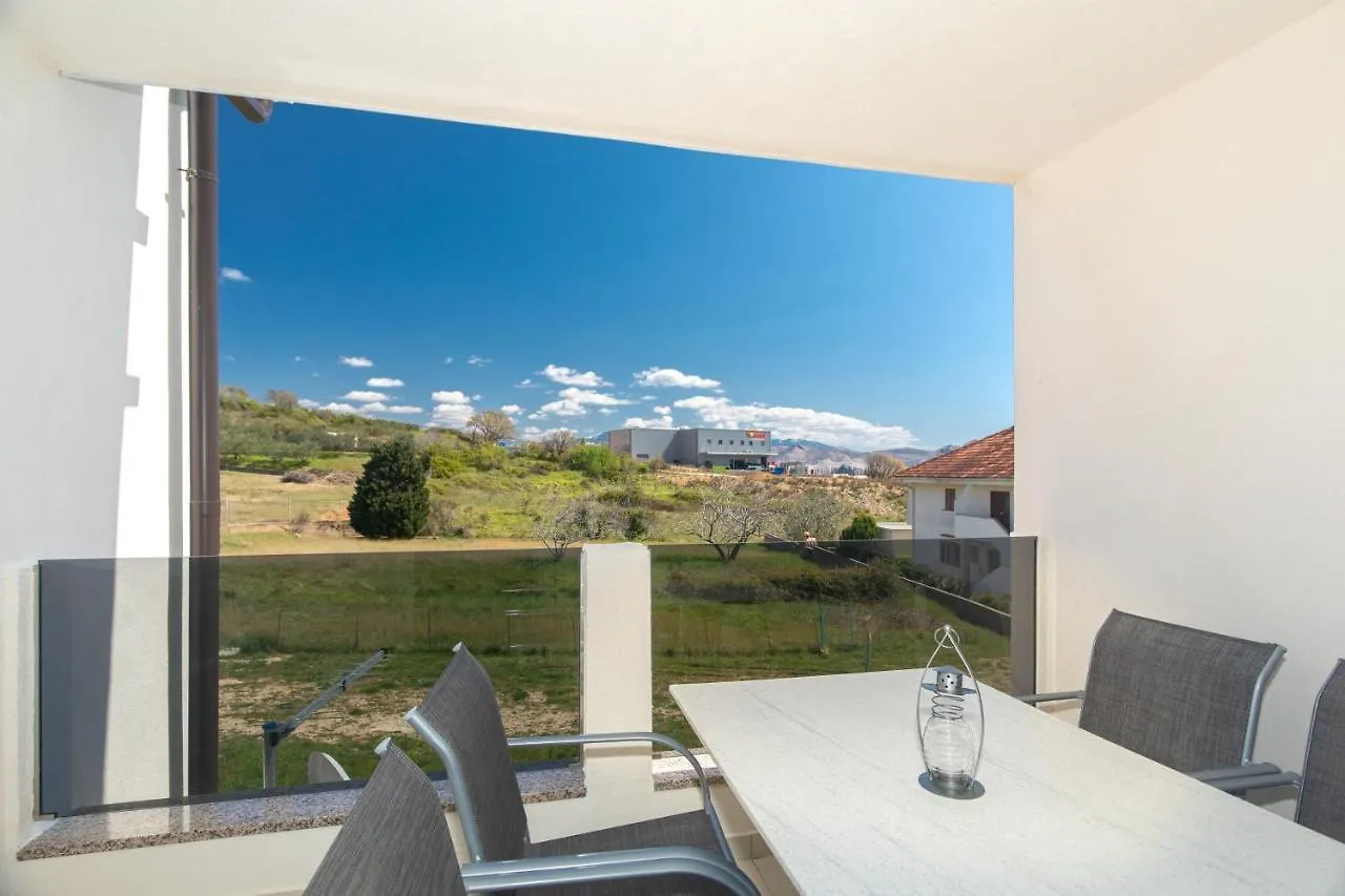 Apartments Augustinovic Baska