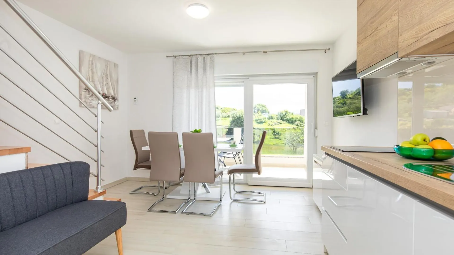 Apartments Augustinovic Baska